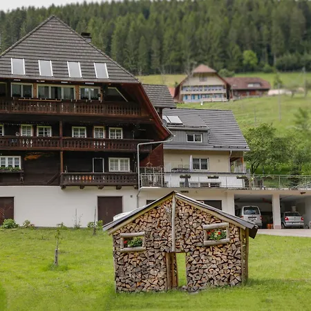 Oberer Gurethhof Ruhige, Nahe Am Wald Gelegene